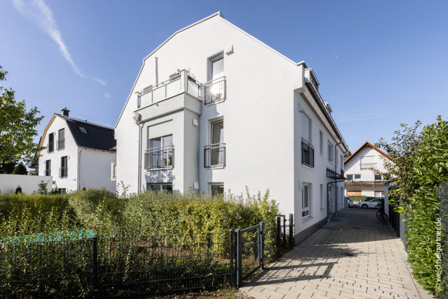 Schöne und helle Gartenwohnung mit idealer Süd-Ost-Ausrichtung - Modernes Wohnhaus