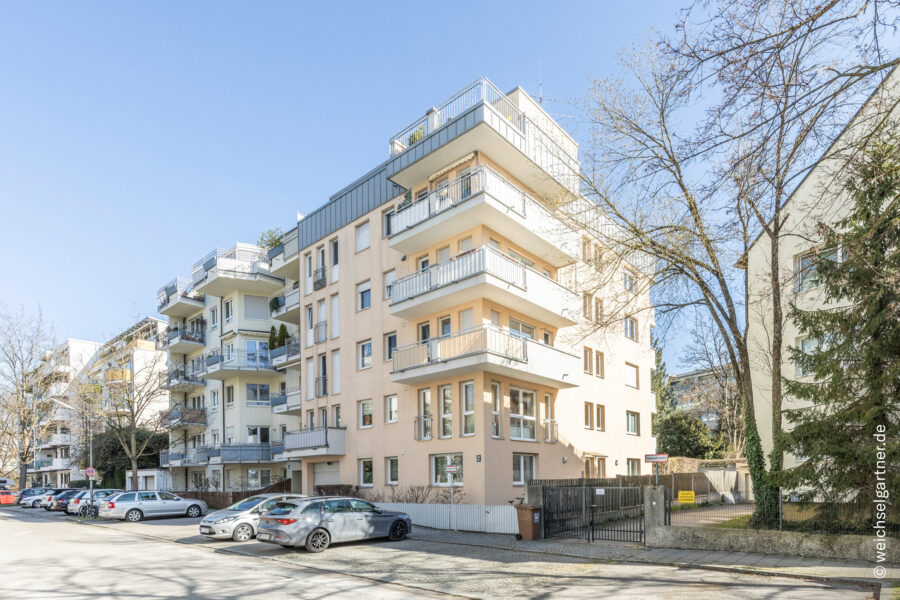 Bezugsfreie Eigentumswohnung – zwischen Olympiapark und Luitpoldpark - Gepflegtes Mehrfamilienhaus