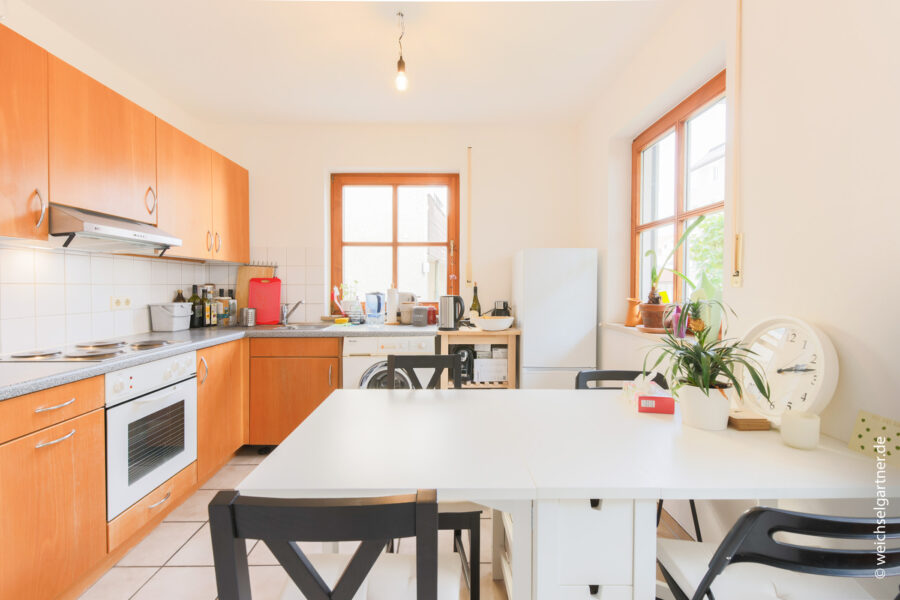 Renditestarkes Mehrfamilienhaus mit attraktiven Wohnungen in top Lage - Wohnung 2 EG links