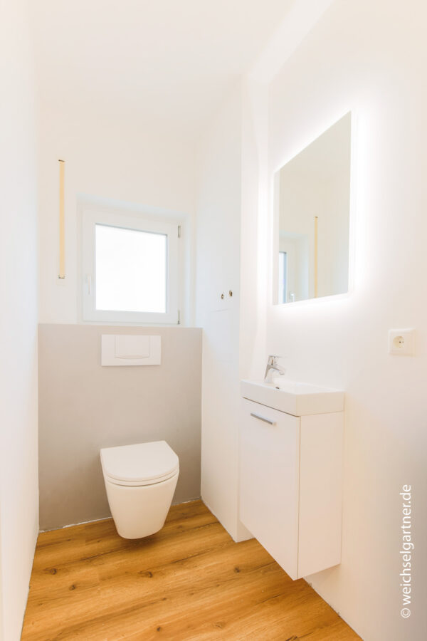 Renditestarkes Mehrfamilienhaus mit attraktiven Wohnungen in top Lage - Wohnung 4 OG/DG links