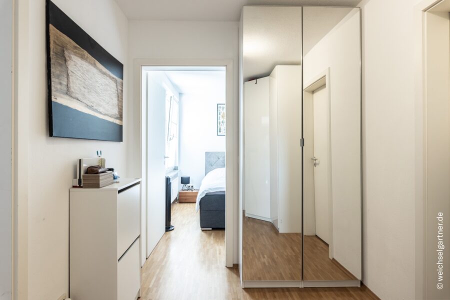 Moderne 2-Zimmer-Wohnung in ruhiger Lage mit Westloggia und Blick ins Grüne - Mit Platz für die Garderobe