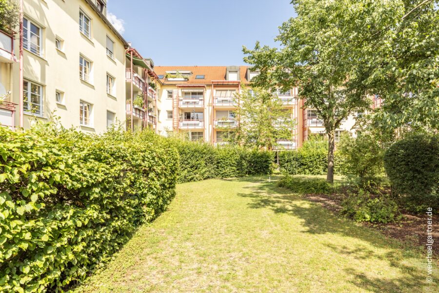 Moderne 2-Zimmer-Wohnung in ruhiger Lage mit Westloggia und Blick ins Grüne - Moderne Eigentumswohnung