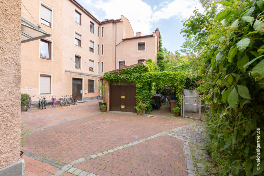 Vermietete Stadtwohnung mit Wohnküche - Ruhige Innenhoflage