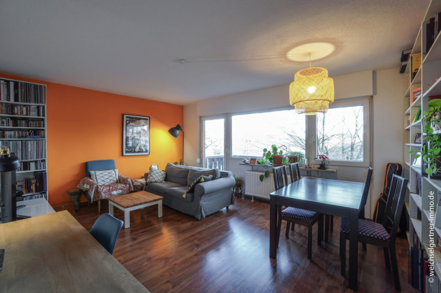 Großzügige Eigentumswohnung in schöner Wohnanlage - Titelbild