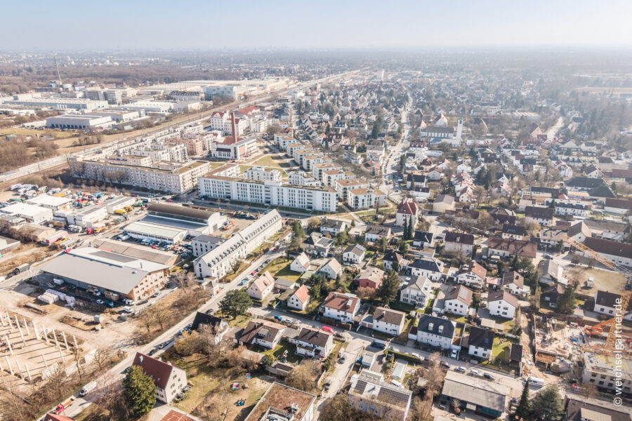 Charmante Doppelhaushälfte bzw. Mehrgenerationenhaus mit viel Potential auf traumhaften Grundstück - Umgebungsaufnahme