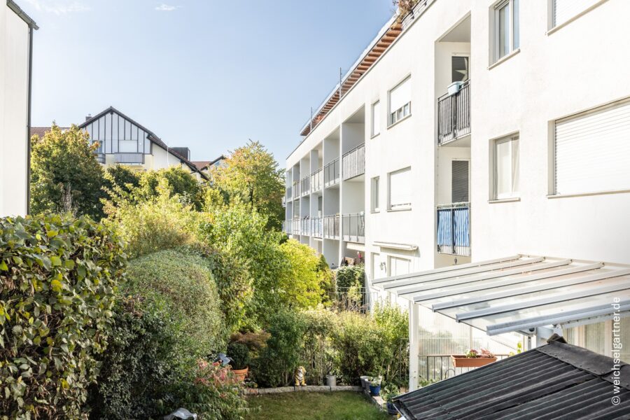 Energieeffiziente 3-Zimmer-Wohnung in ruhiger Lage mit Südloggia und TG-Einzelstellplatz - Rückwärtige Hausansicht