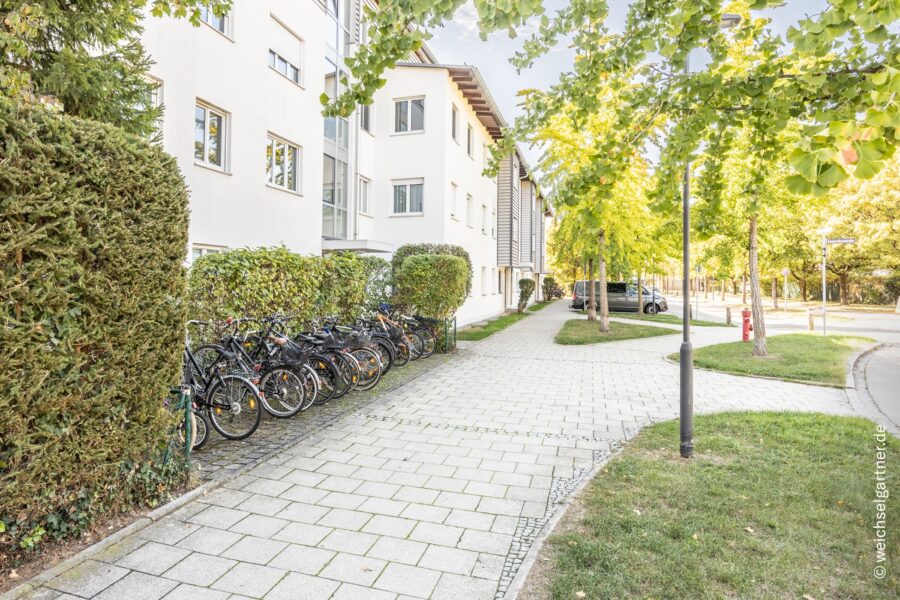 Energieeffiziente 3-Zimmer-Wohnung in ruhiger Lage mit Südloggia und TG-Einzelstellplatz - Ruhige und grüne Wohnlage