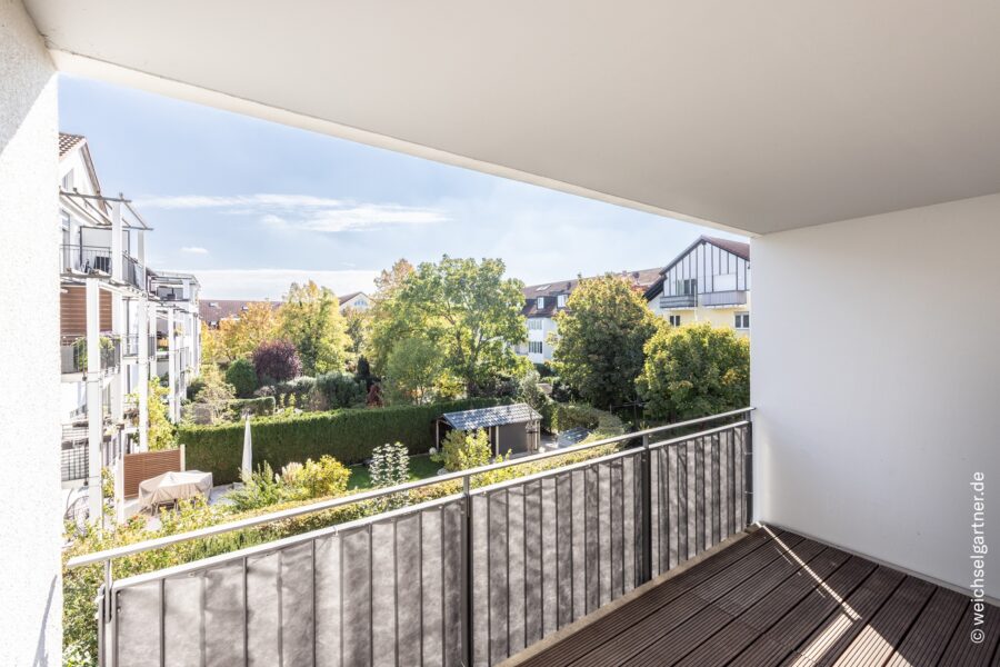 Energieeffiziente 3-Zimmer-Wohnung in ruhiger Lage mit Südloggia und TG-Einzelstellplatz - Ruhige und grüne Nachbarschaft