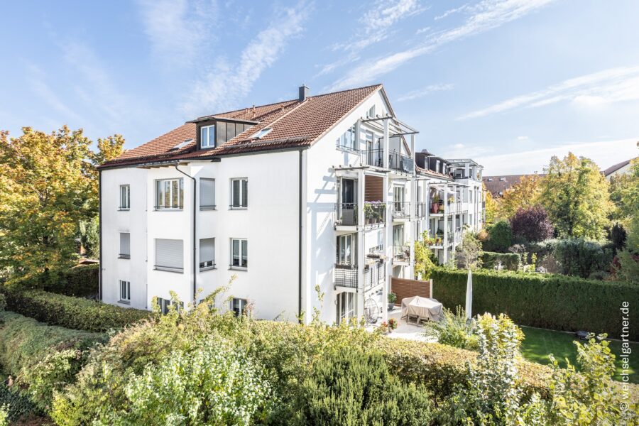 Energieeffiziente 3-Zimmer-Wohnung in ruhiger Lage mit Südloggia und TG-Einzelstellplatz - Gepflegte Nachbarschaft