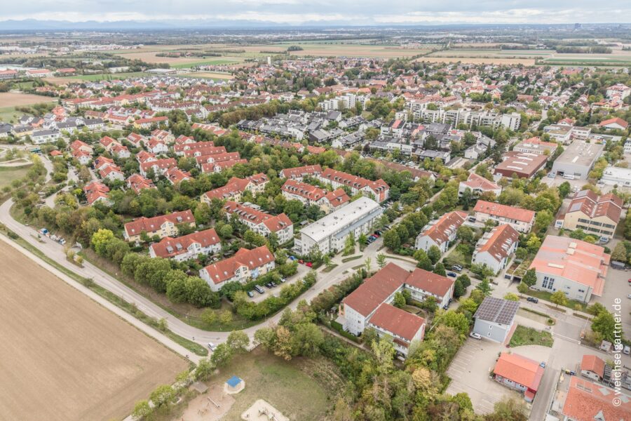 Energieeffiziente 3-Zimmer-Wohnung in ruhiger Lage mit Südloggia und TG-Einzelstellplatz - Luftbildaufnahme
