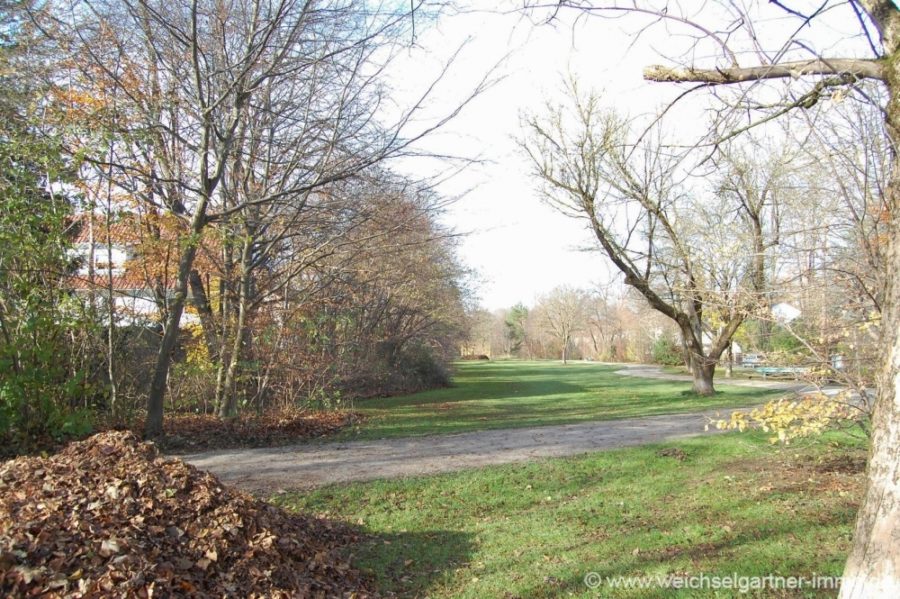 Doppelhaushälfte in ruhiger Lage - Gegenüberliegende Parkanlage
