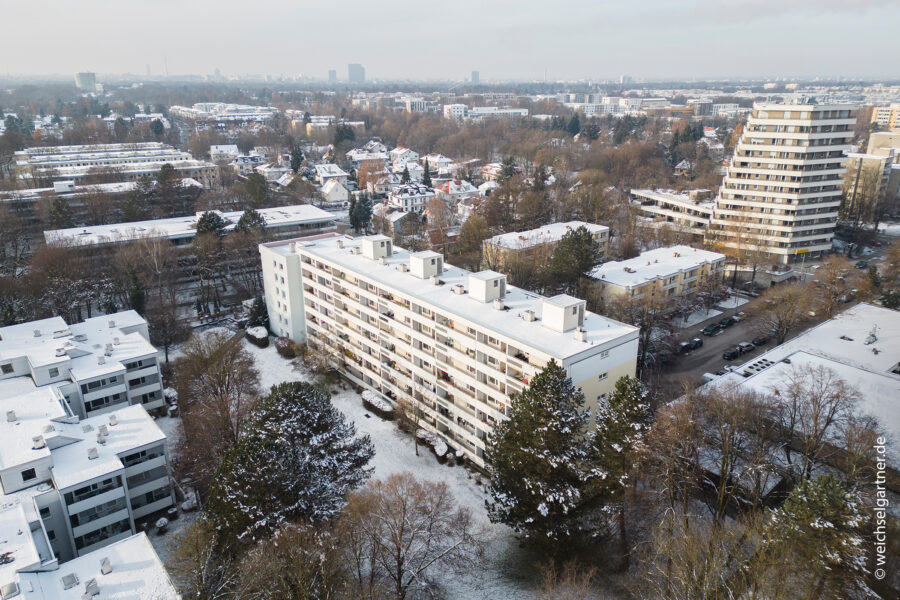 Bezugsfreie und renovierte Eigentumswohnung in guter Lage - Aktuelle Luftbildaufnahme