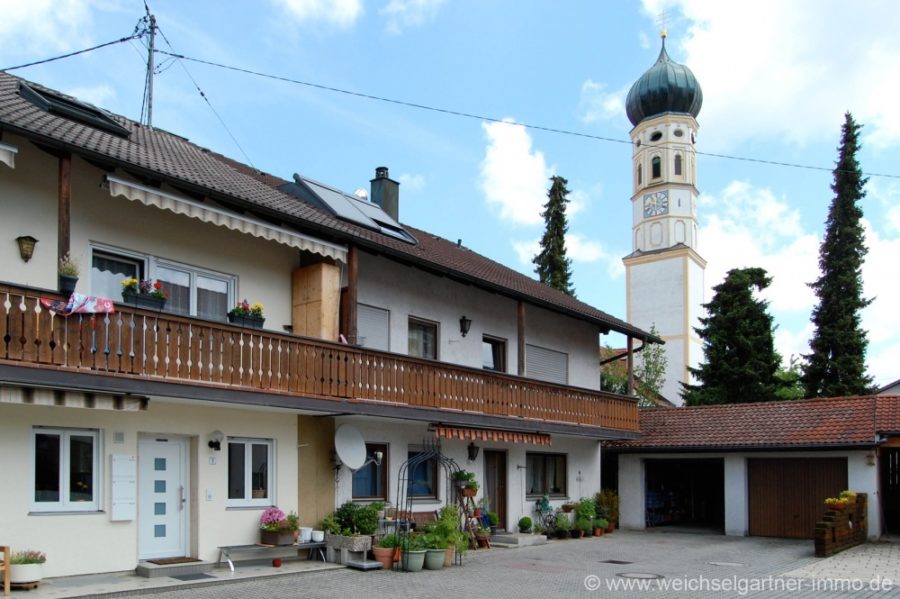 Mehrfamilienhaus in schöner Ortslage - 3179Bild1