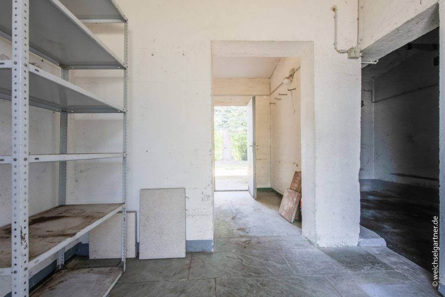 Reiheneckhaus mit großem Garten in grüner und ruhiger Wohnlage - Stellflächen im Nebengebäude