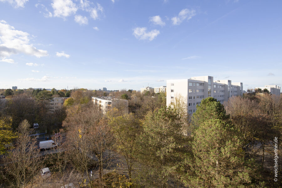 Bezugsfreie Eigentumswohnung mit West-Balkon - Herrlicher Weitblick